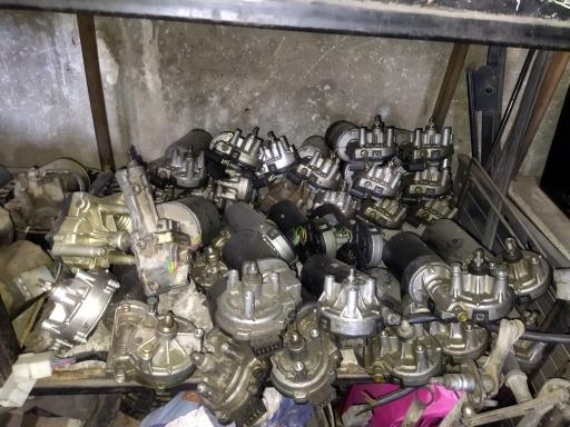 عکس فروش لوازم استوک اتومبیل