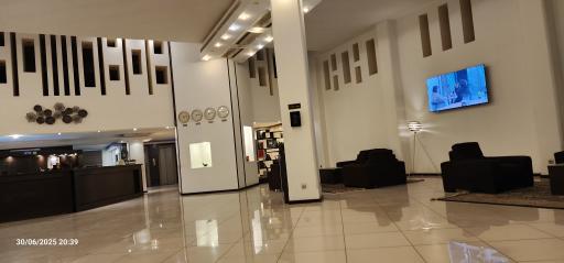 عکس هتل نگارستان کاشان