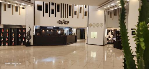 عکس هتل نگارستان کاشان