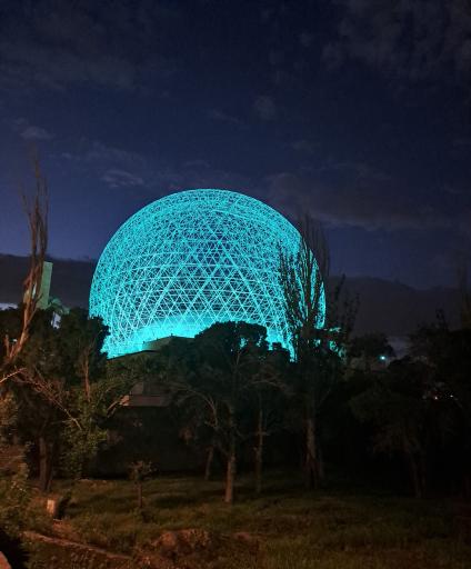 عکس مرکز همایش های قرآنی و بین المللی همدان