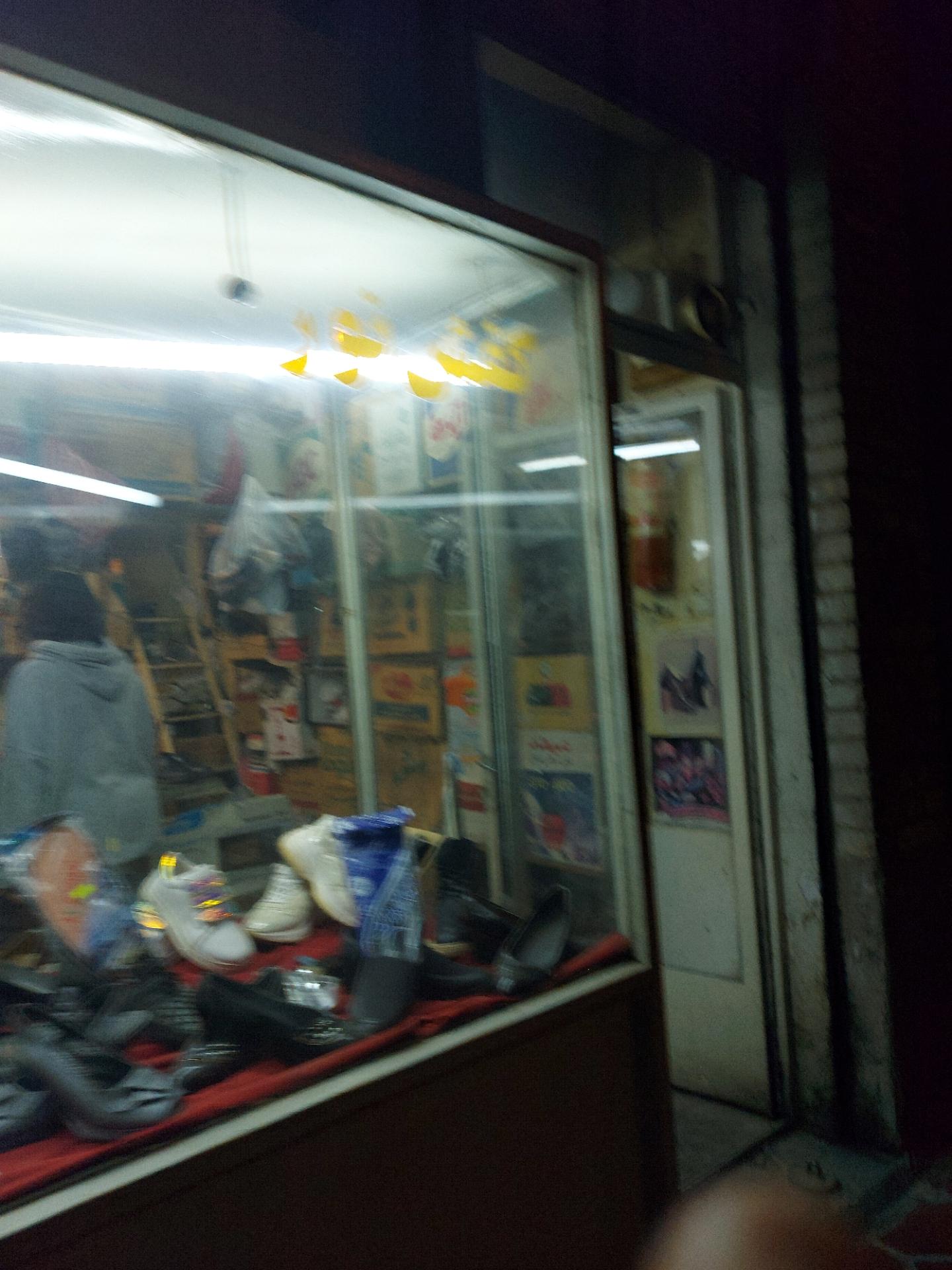 عکس کفاشی نور