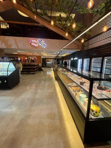 قنادی هیراد