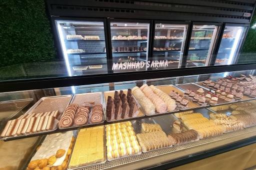 قنادی هیراد