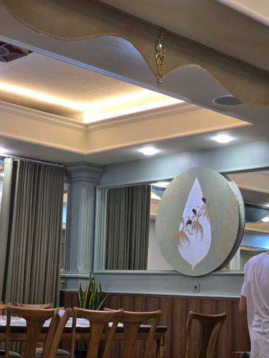 عکس رستوران وطن دار غذاهای افغانستانی