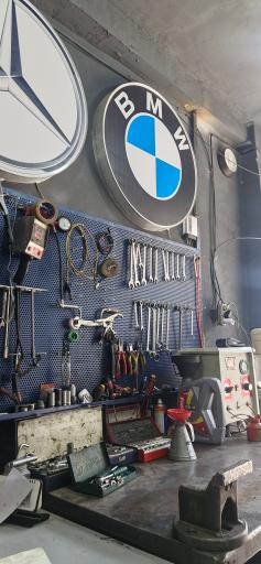 عکس مجتمع خدمات اتومبیل محمد