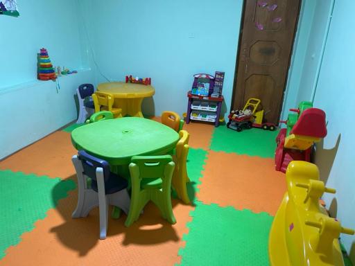 عکس مهدکودک راستین ۲