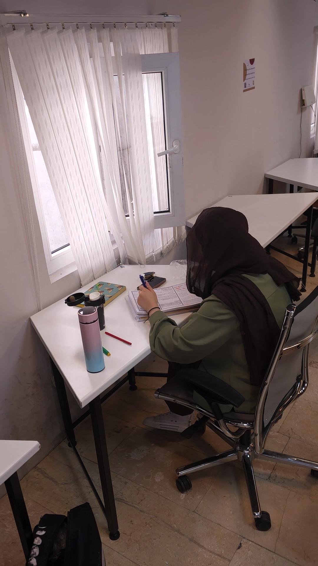 عکس پانسیون مطالعاتی لاپلاس