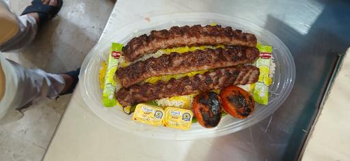 عکس غذاخوری یاس