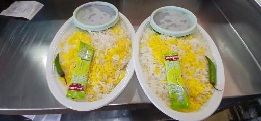 عکس غذاخوری یاس