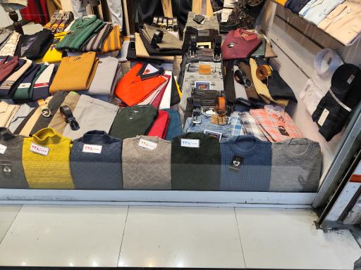 عکس فروشگاه تارکان 