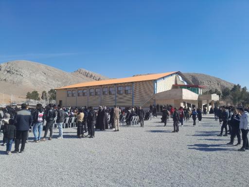 عکس ورزشگاه جدید اصغرآباد مجموعه پارک کوهستانی آبشار