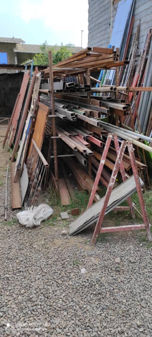 عکس جوشکاری آهن آلات گسترده