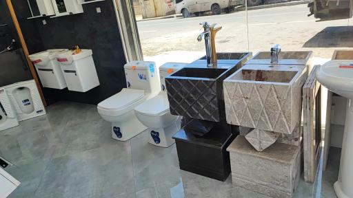 عکس پخش کاشی و سرامیک نجفی