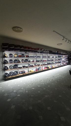 عکس فروشگاه آلودگی صوتی