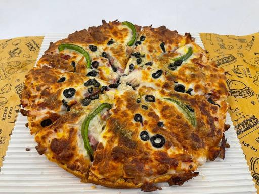 عکس فست فود پسرخوب