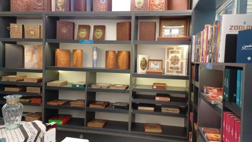 عکس کافه شهر کتاب