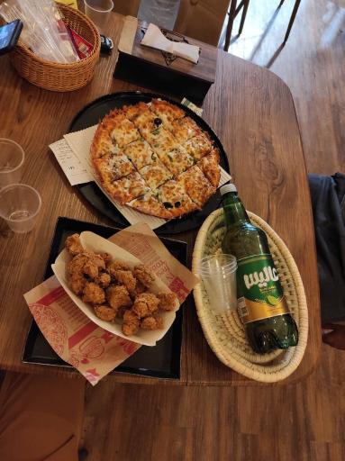 عکس پیتزا ساندویچ ماندگار