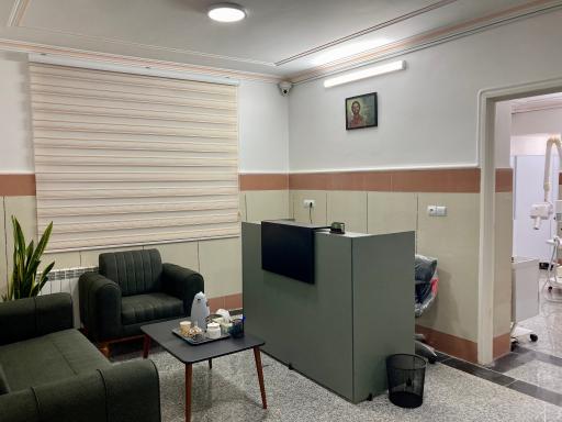 خانه دندانپرشکی دکتر امیررضا شفیعی و دکتر نادیا طاهری