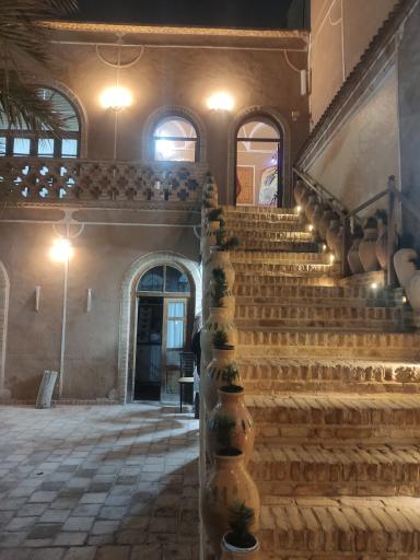 عکس رستوران سنتی خانه ابراهیمی