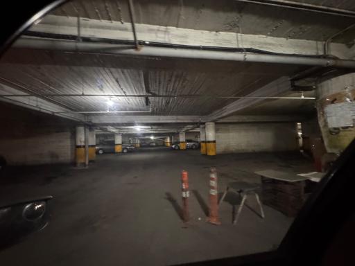 عکس پارکینگ سبلان