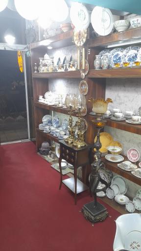 عکس عتیقه فروشی آنتیک خانه