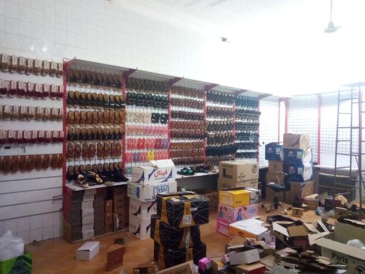 عکس فروشگاه کیف و کفش مجید