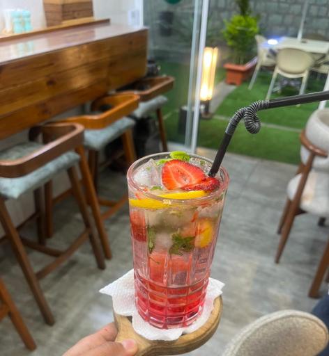 عکس کافه رستوران روکولا