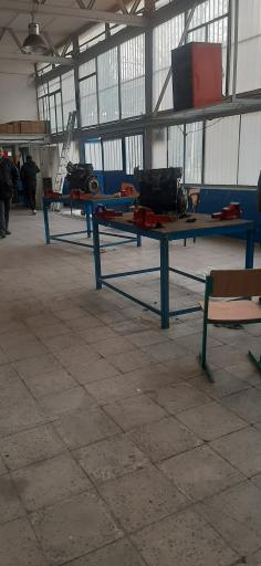 عکس هنرستان پسرانه آزادی