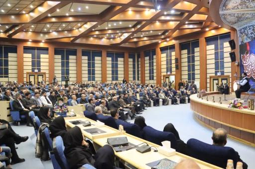 عکس سالن همایش و اجتماعات شهدای استانداری همدان