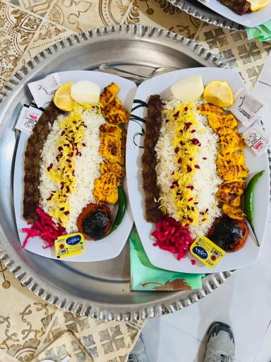 عکس باغ و رستوران سنتی پرنیان