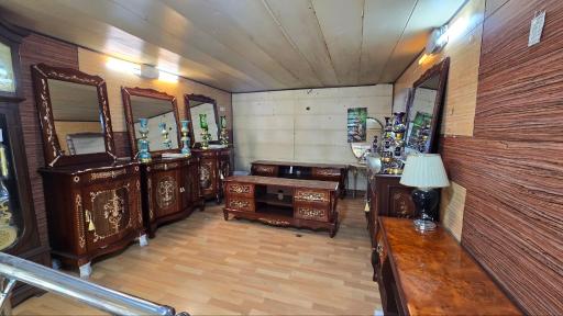 عکس فروشگاه یزد برنز