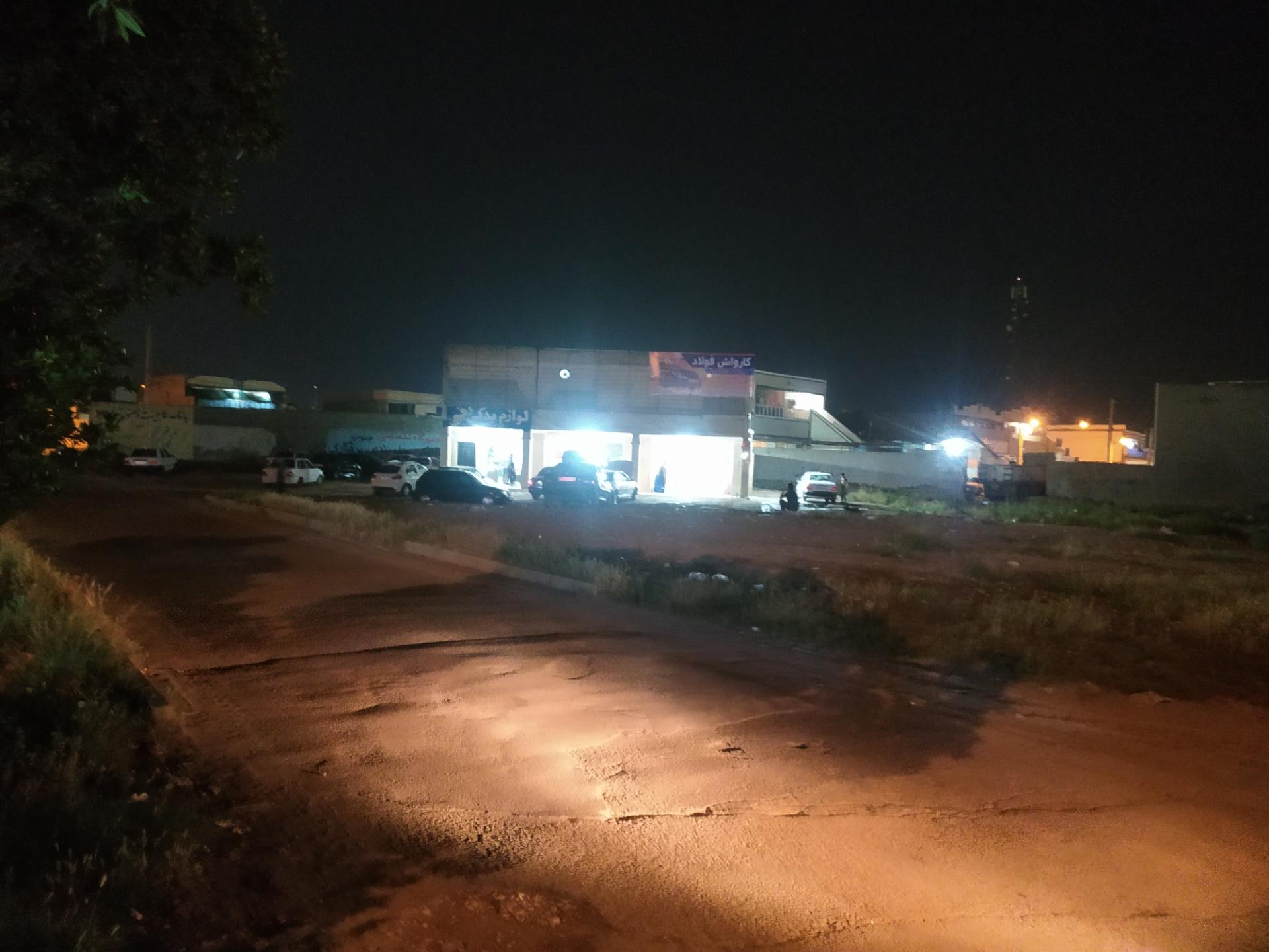 عکس کارگاه تنظیم موتور شیرونی