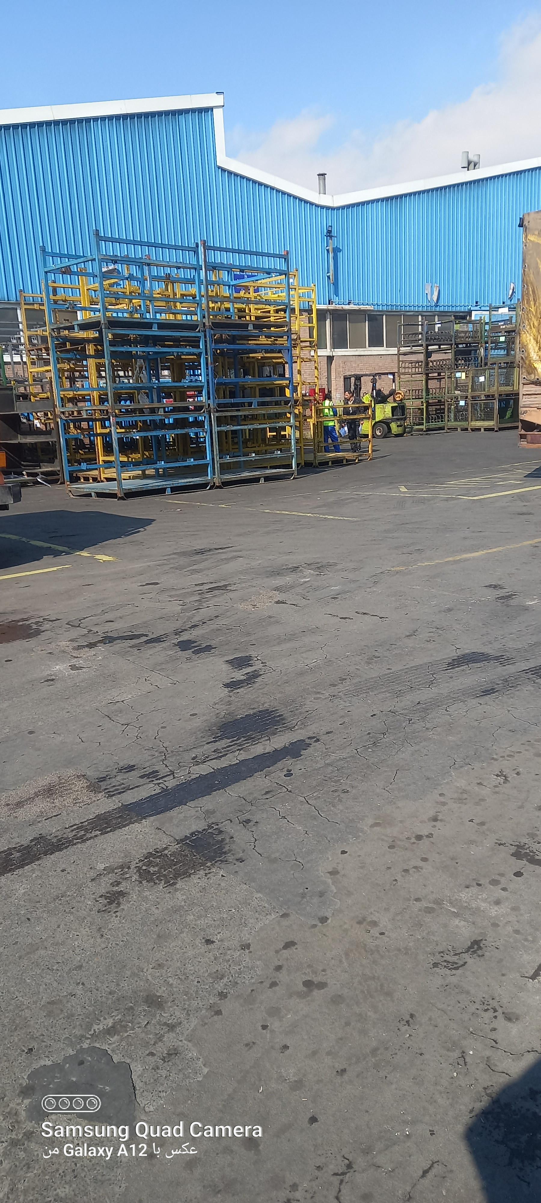 عکس انبار ۲۶ ایران خودرو