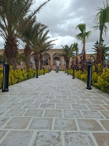 عکس عمارت صدر