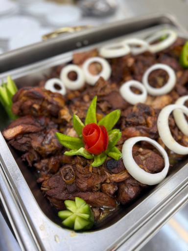 عکس هتل گیتی (قاضی سابق)