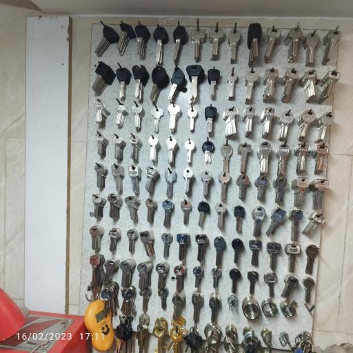 عکس کلیدسازی قفل و دستگیره مهربانی