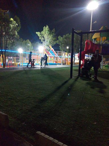 عکس شهربازی پارک زیتون