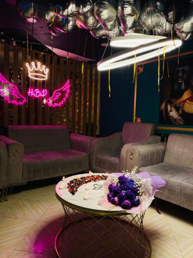 عکس کافه ماه