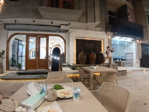 عکس ساندویچ و برگر تخصصی البادیه