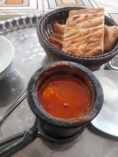 عکس کباب سرای سنتی جرجان
