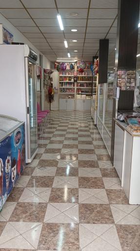 عکس شیرینی فروشی امیر