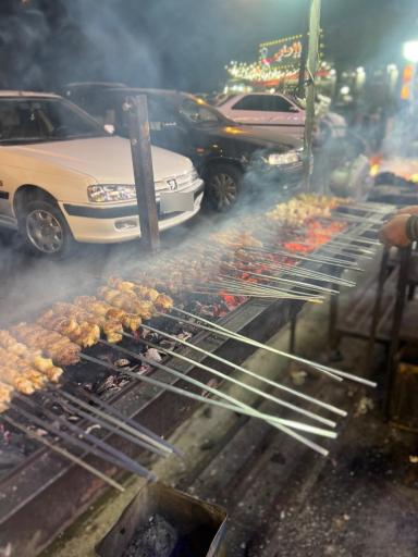 عکس عمارت مجلل شبهای تهران