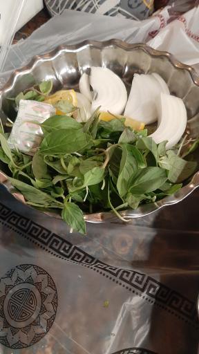 عکس عمارت مجلل شبهای تهران