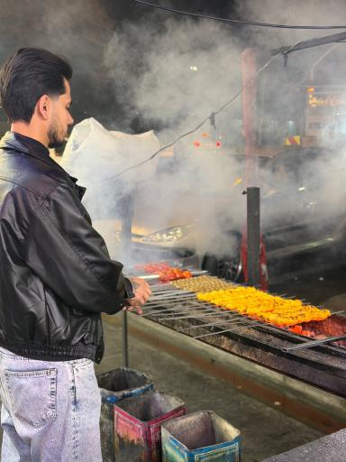 عکس عمارت مجلل شبهای تهران