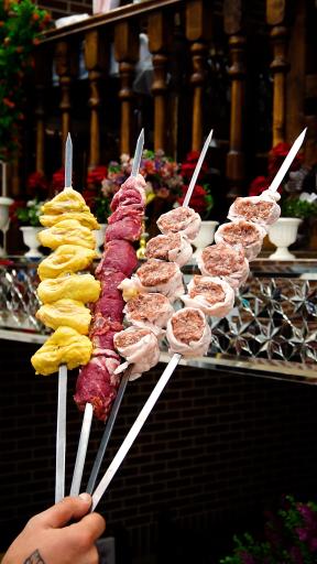 عکس عمارت مجلل شبهای تهران