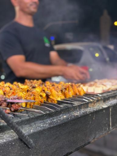 عکس عمارت مجلل شبهای تهران