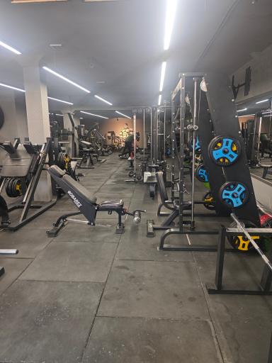 عکس باشگاه بدنسازی قویدل 