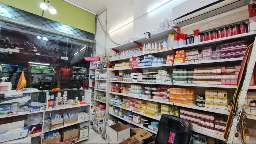 عکس داروخانه دامپزشکی سیمرغ دکتر هاشمی