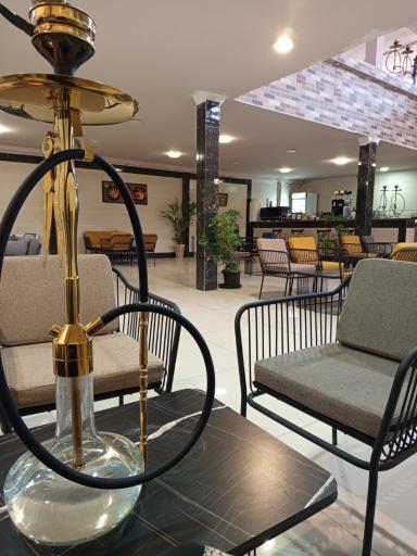 عکس کافه شپتاکی