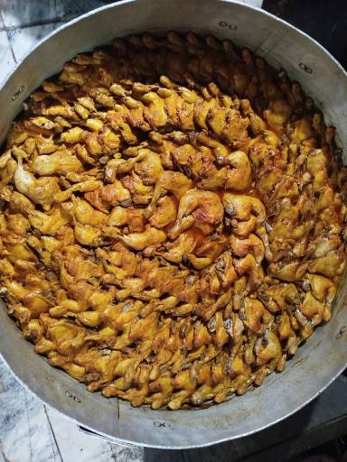 عکس کترینگ و غذای بیرون بر اویتا